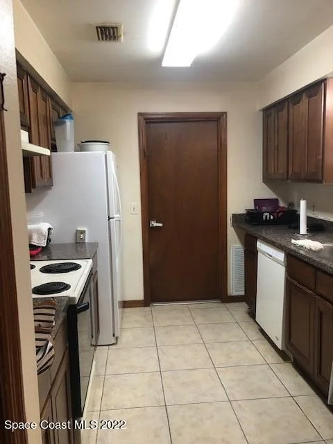 Photo of 6649 Cecil Road