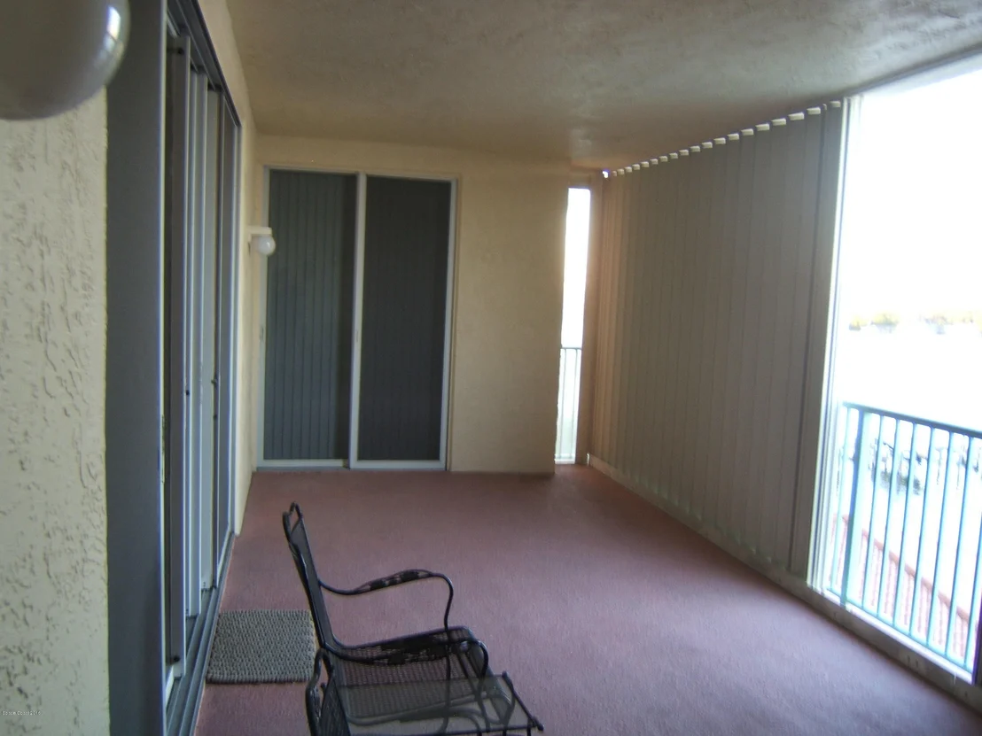 Photo of Unit 403 at 102 Riverside Drive