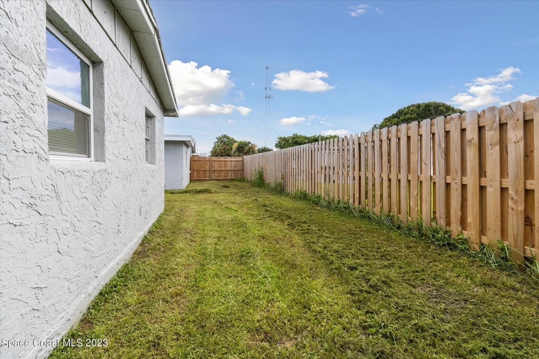Photo of 3104 Swift Street