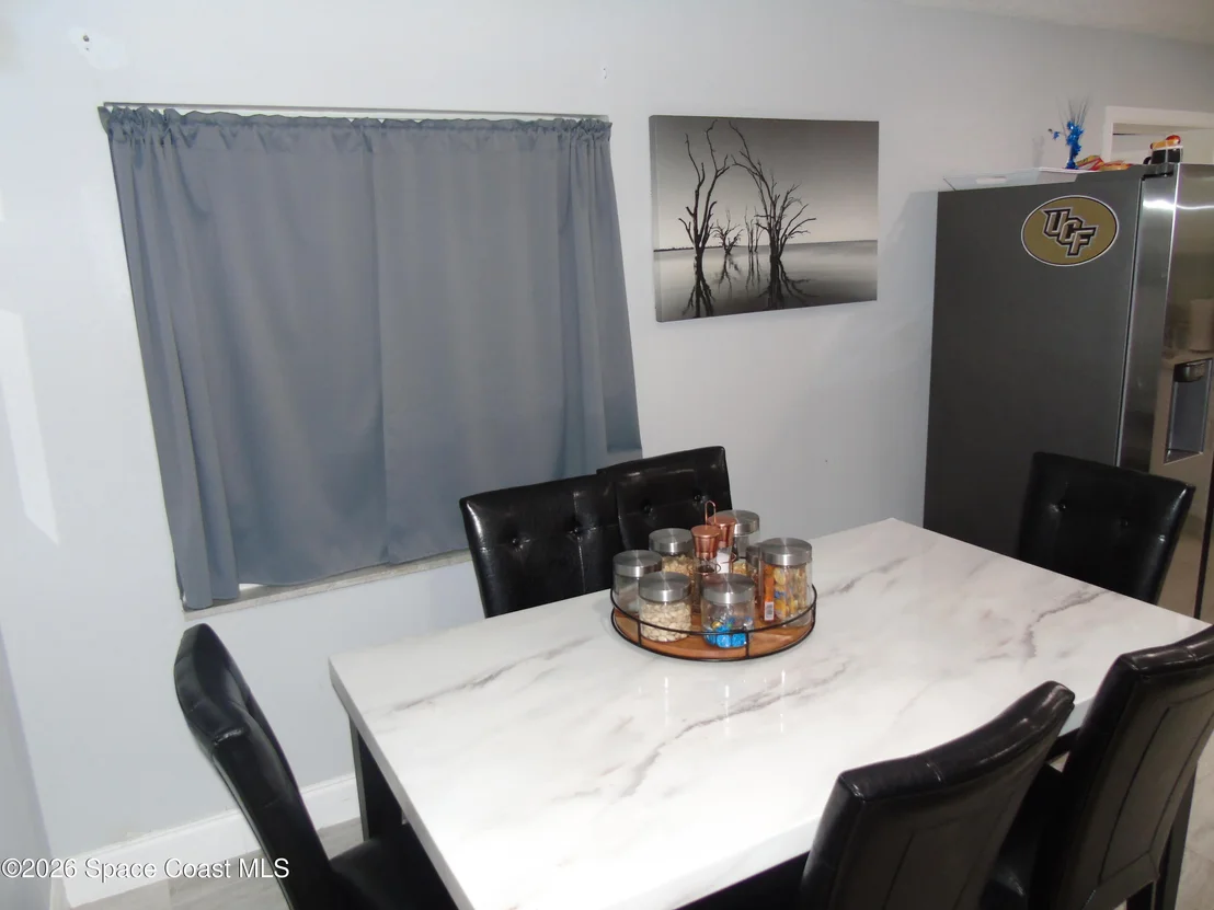Photo of 1708 Golfview Drive