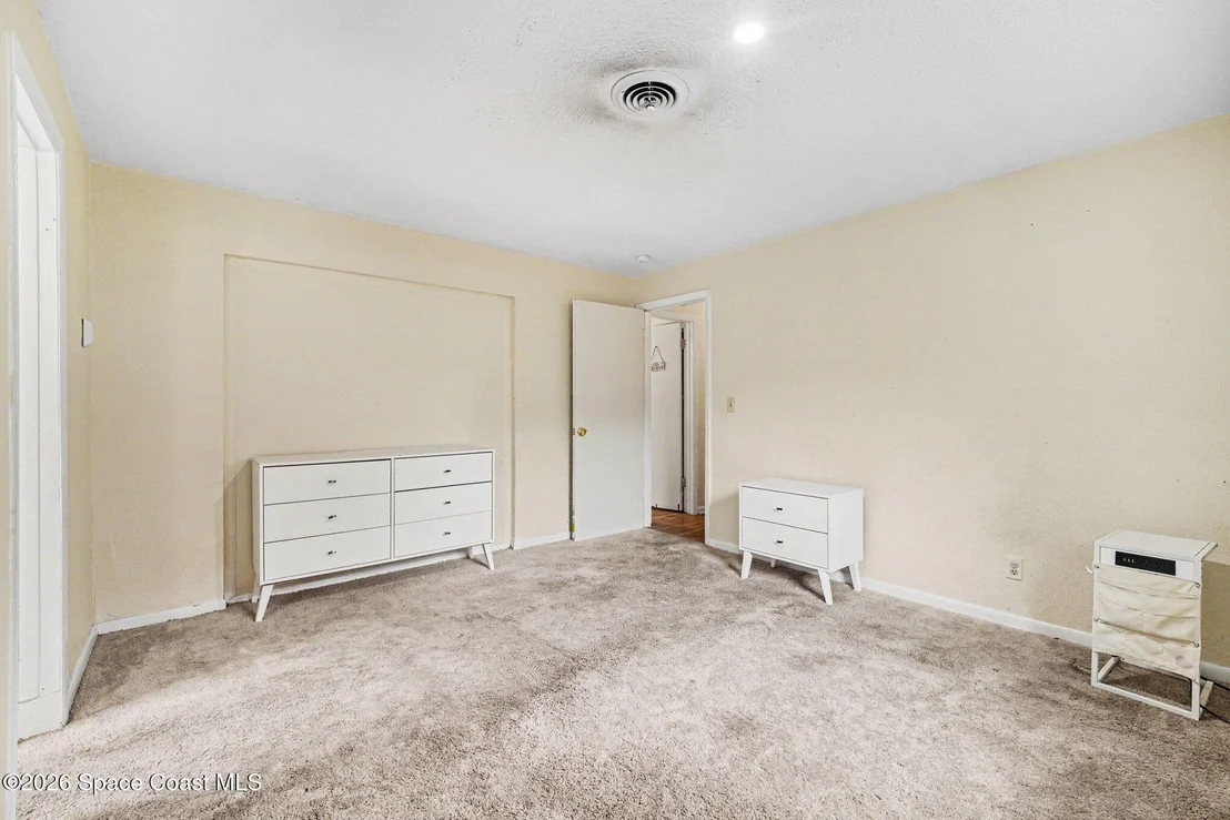 Photo of 2425 Heritage Drive