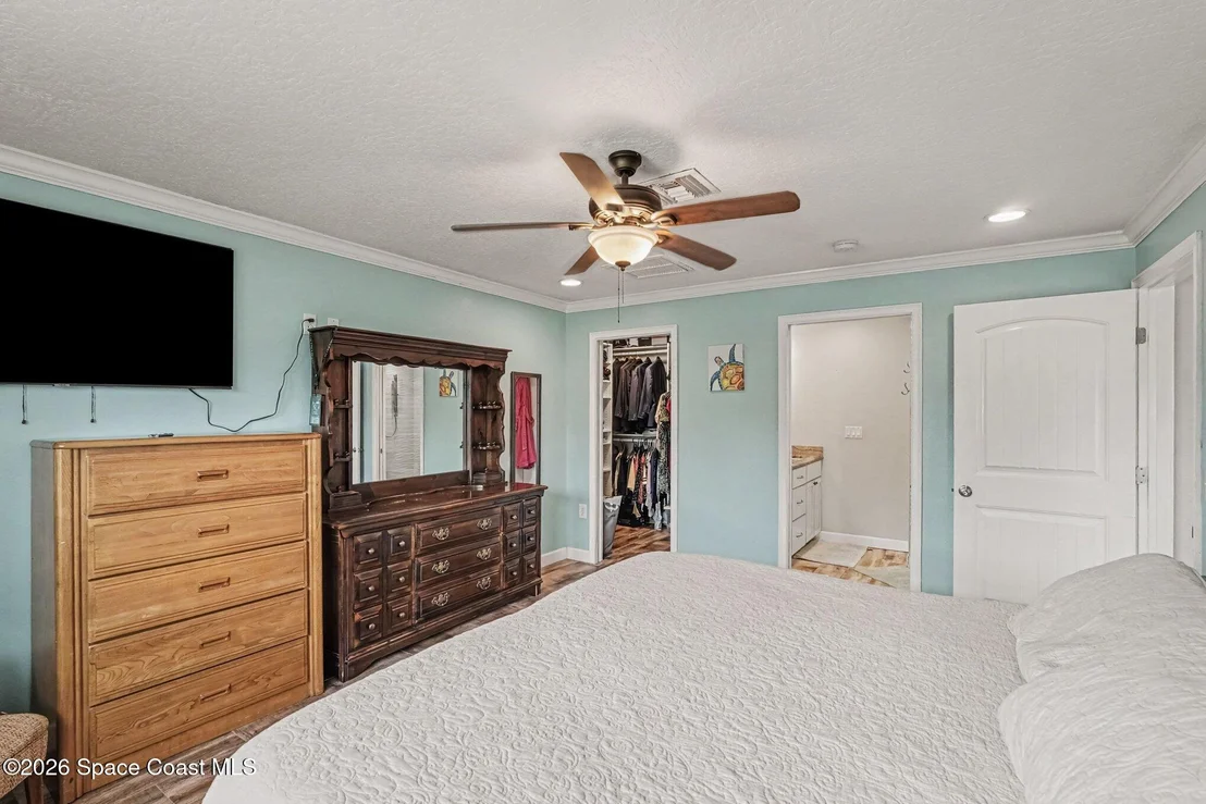 Photo of 311 Seabreeze Drive