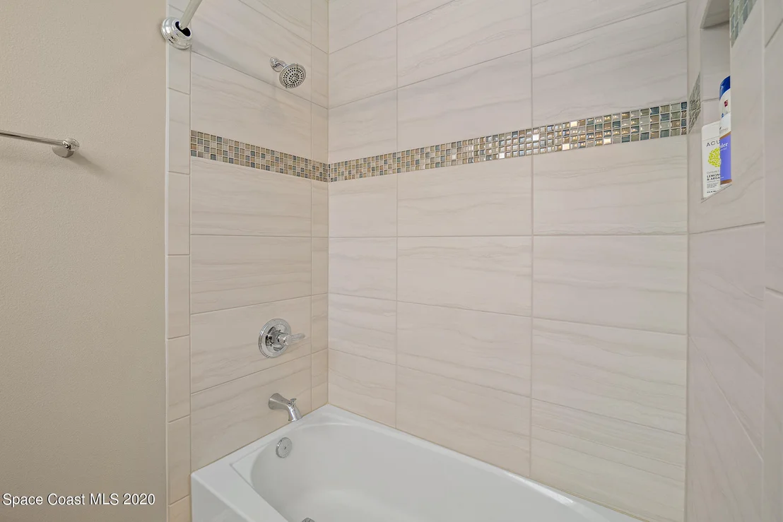 Photo of 7684 Poulicny Lane