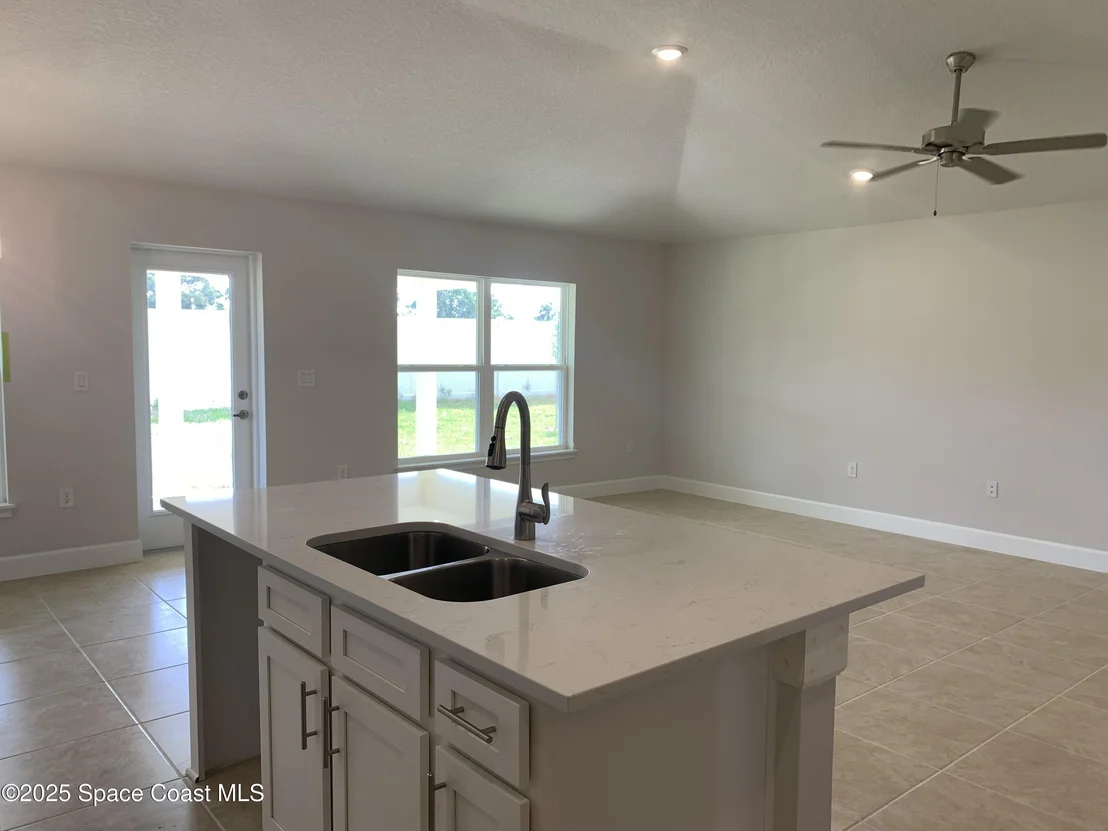 Photo of 965 Kylar Drive