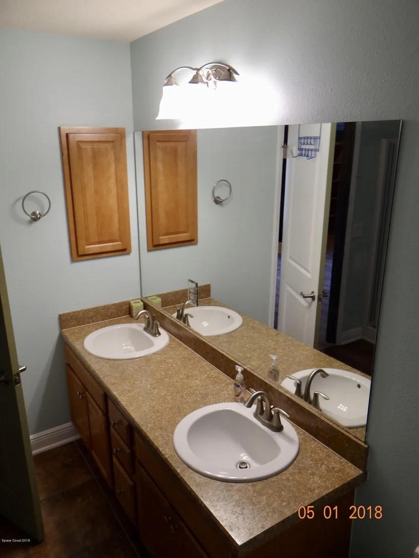 Photo of 2153 Merlin Drive