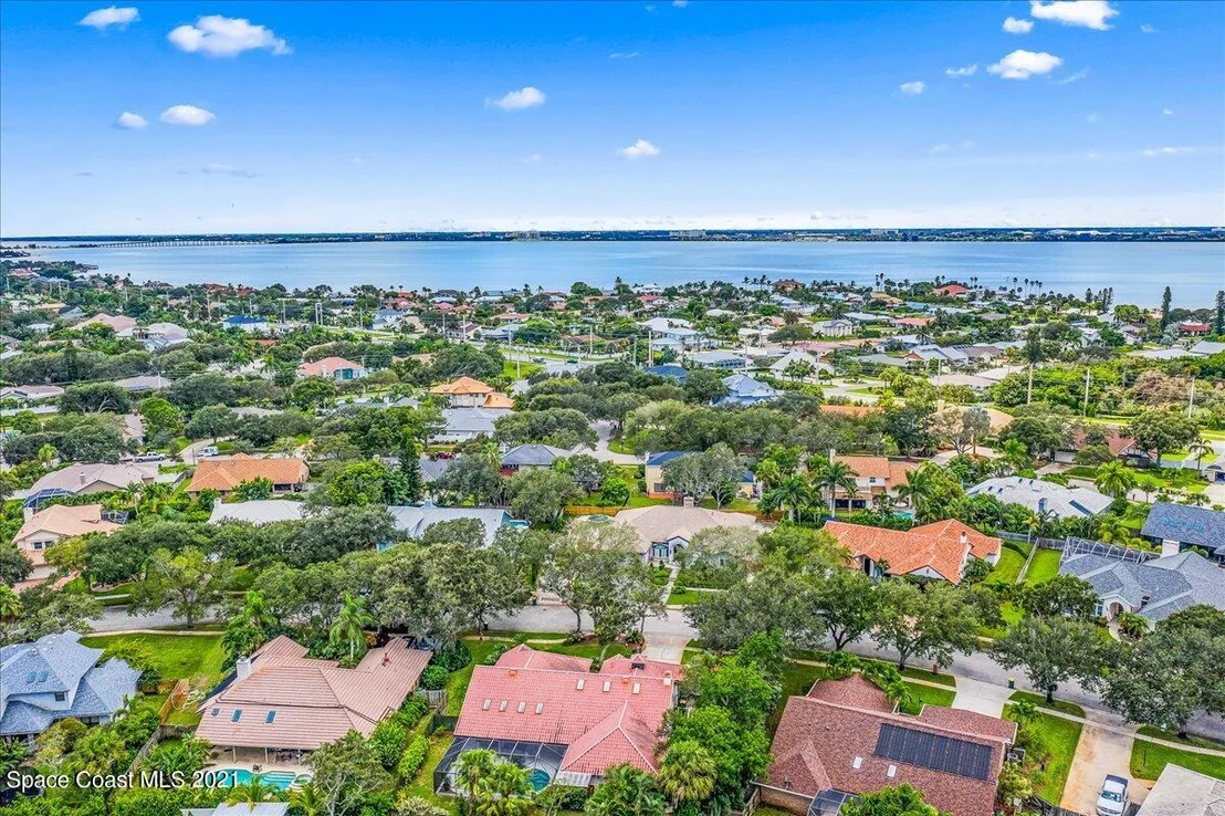 Photo of 629 Hummingbird Drive