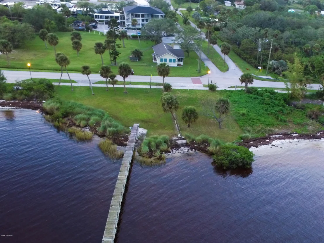 Photo of 1690 Indian River Drive