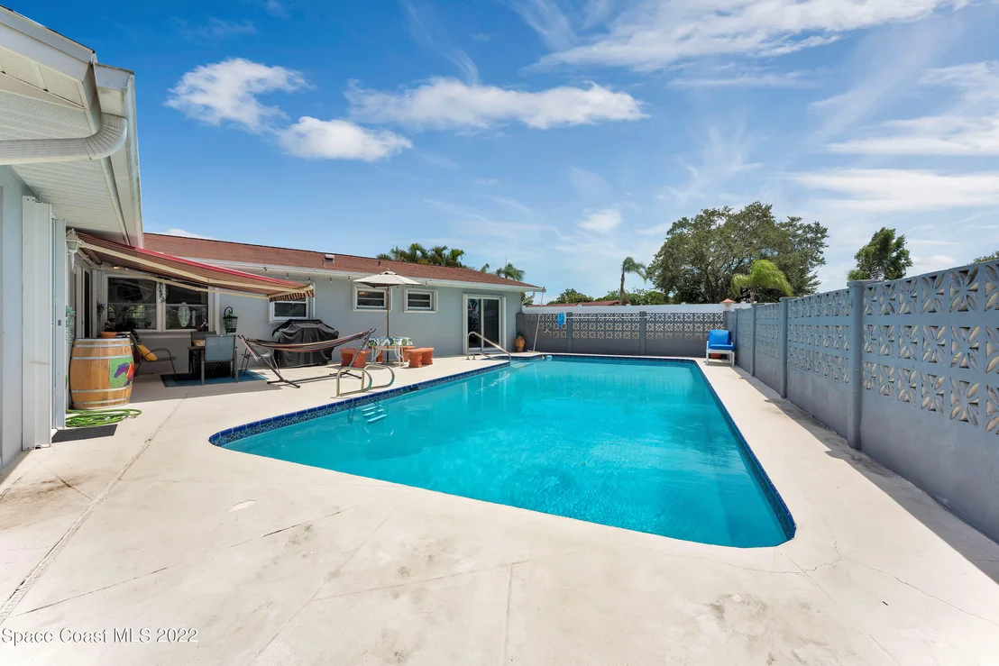 Photo of 886 Vance Circle NE