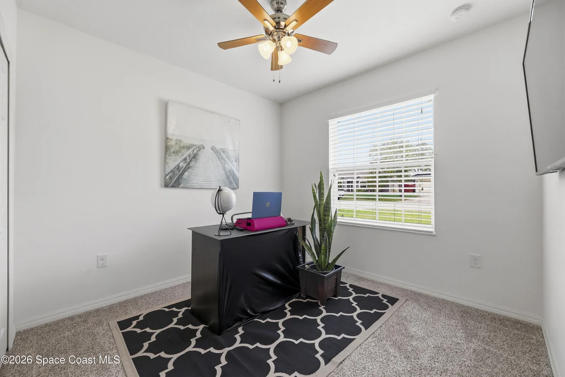 Photo of 1121 Morgan Circle NE