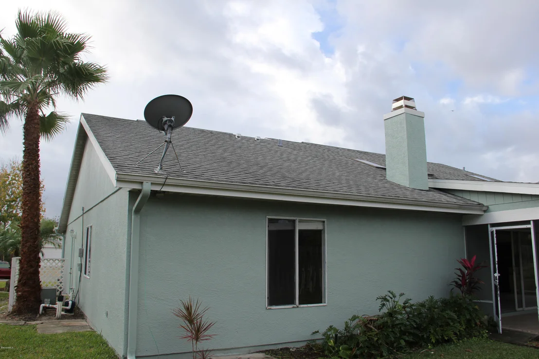 Photo of 1240 Walnut Grove Way