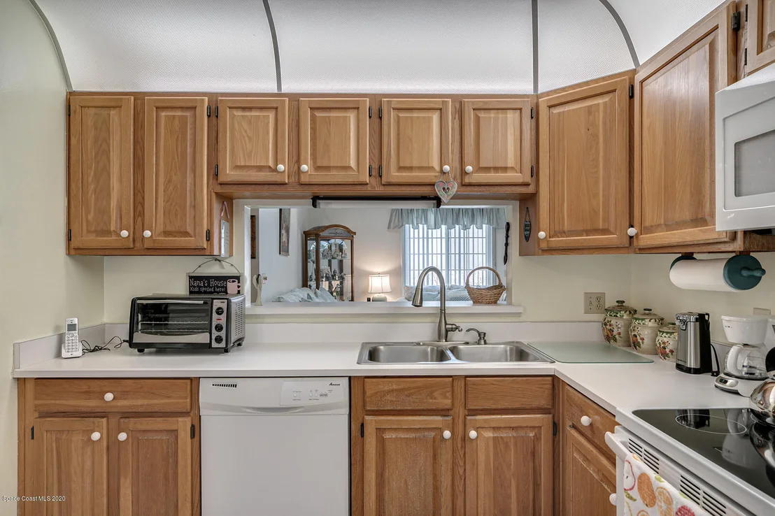 Photo of 4130 Twin Oaks Boulevard