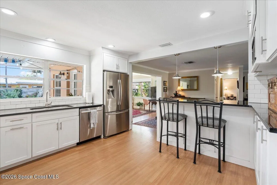 Photo of 333 Cocoa Avenue