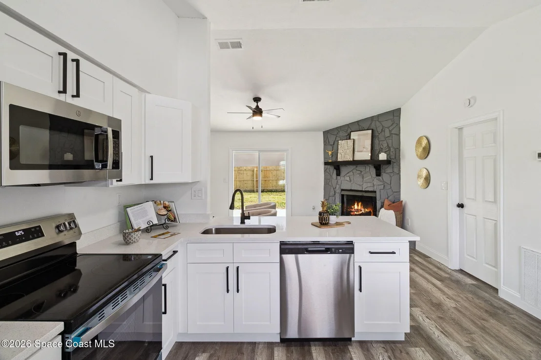 Photo of 6295 Janina Road