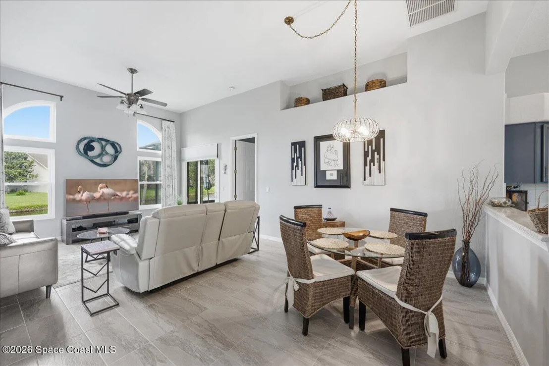 Photo of 4570 Portage Trail
