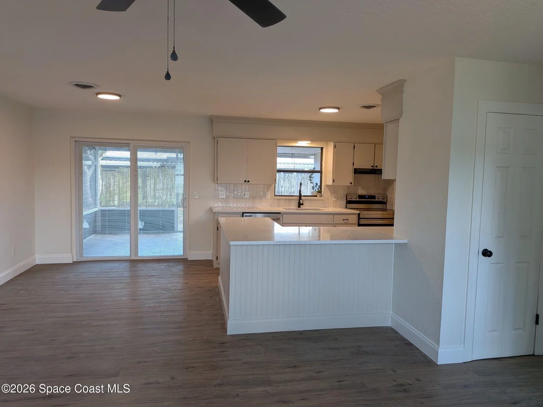 Photo of 999 Cardon Drive