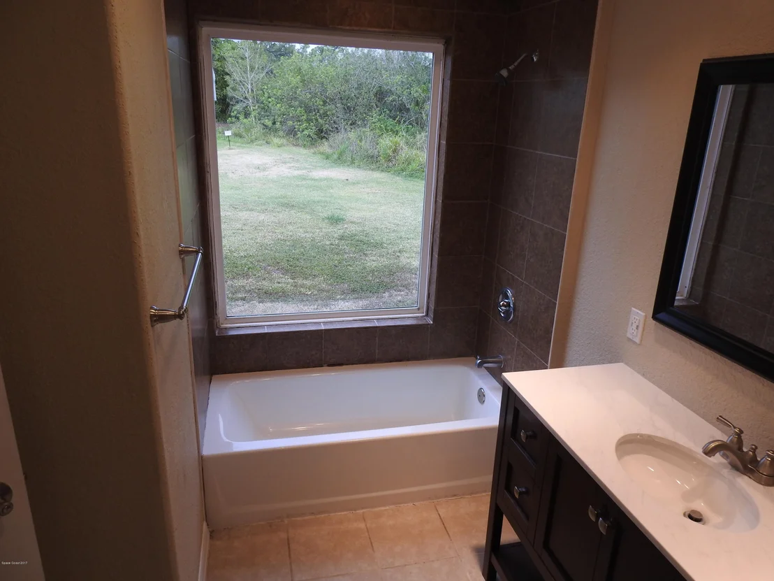 Photo of 525 Cox Road