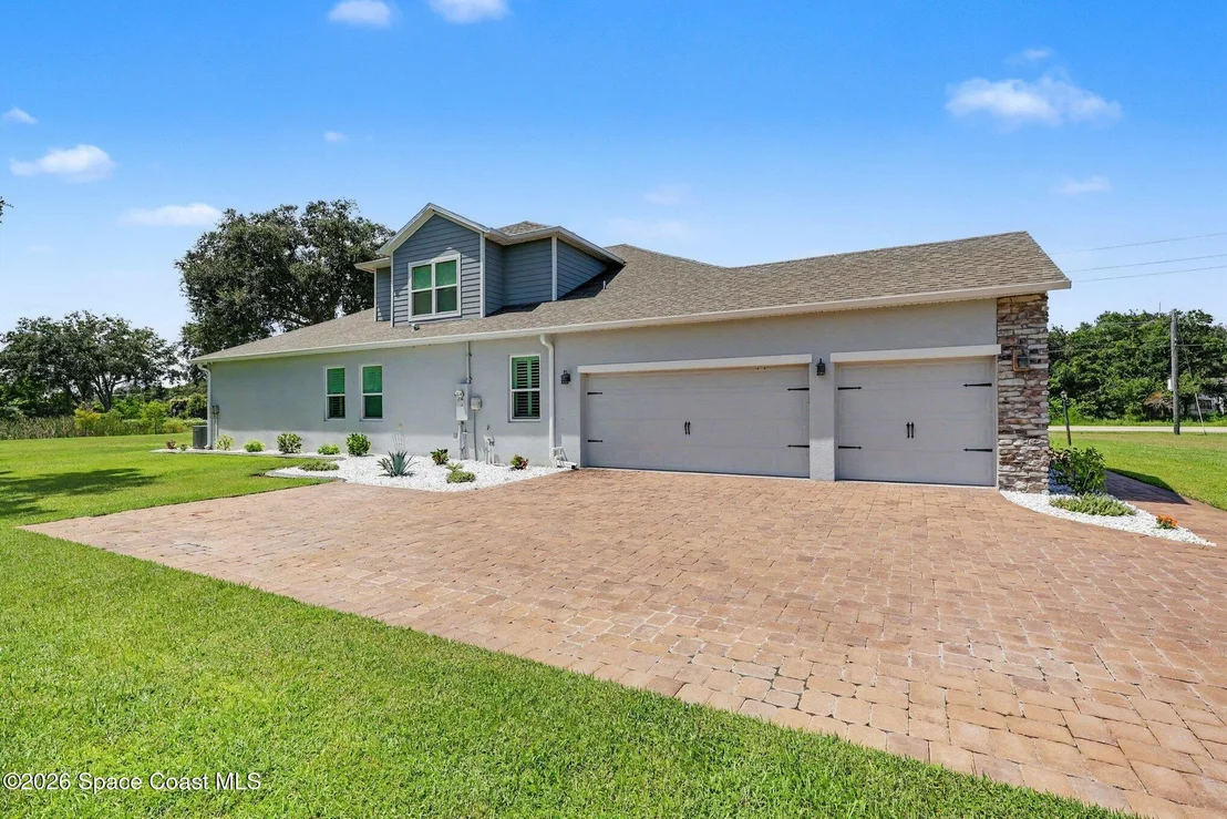 Photo of 1740 Indria Lane
