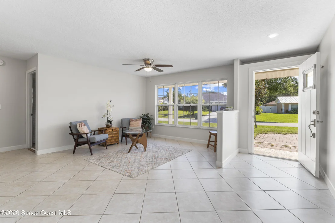 Photo of 874 Blossom Drive