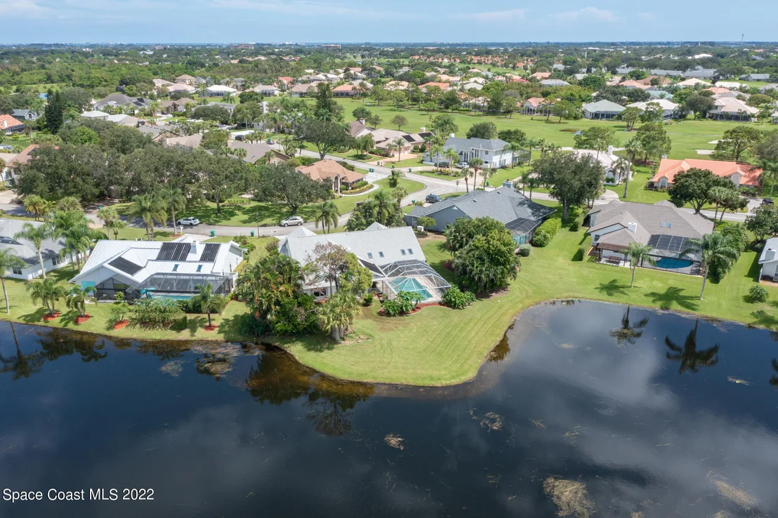 Photo of 686 Rossmoor Circle
