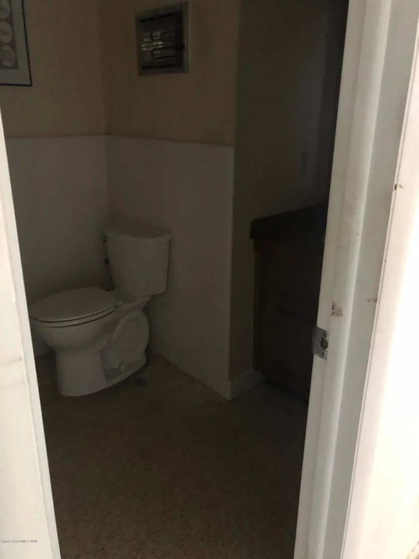 Photo of 703 Bianca Drive NE