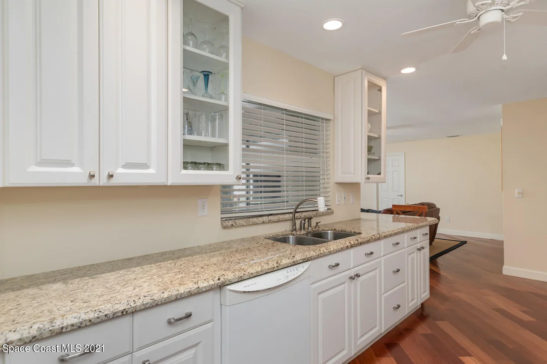 Photo of 114 Eleventh Avenue