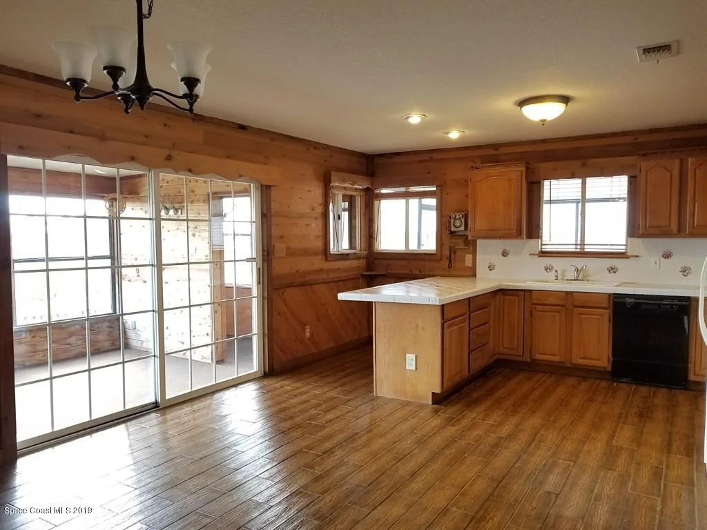 Photo of 4185 Bass Road