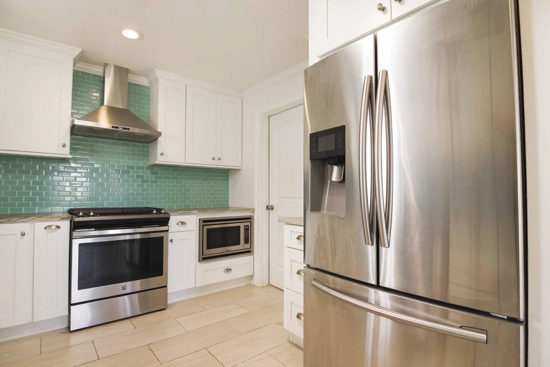 Photo of 1332 Estridge Drive