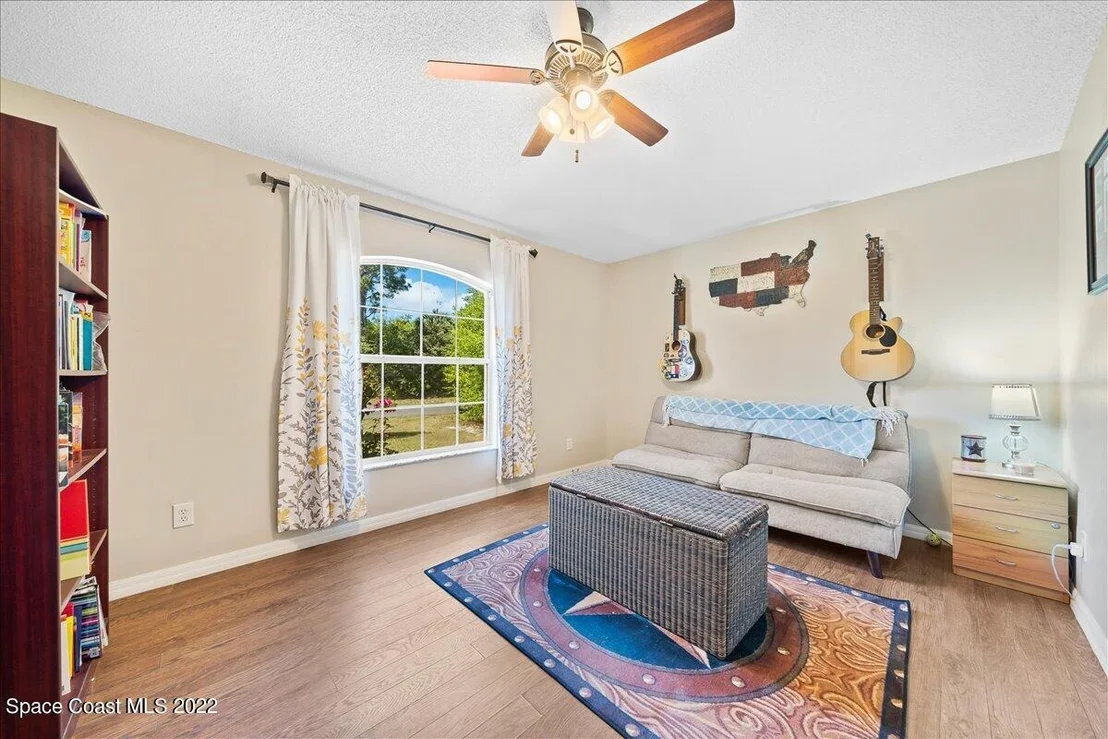Photo of 2959 Triangle Road SE