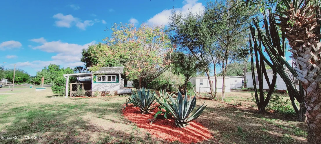 Photo of 6974 Ash Drive