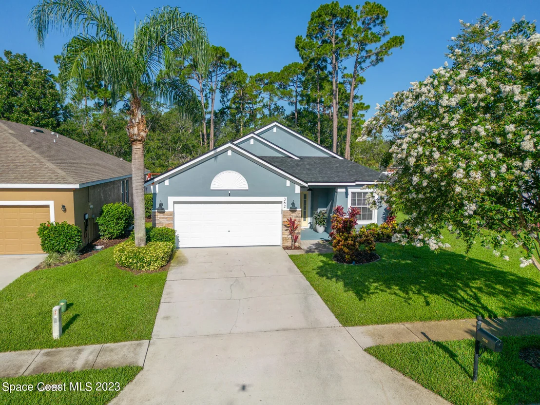 Photo of 362 Waterside Circle