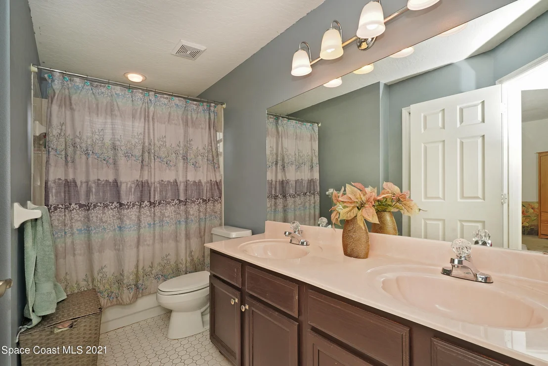 Photo of 2775 Summer Brook Street