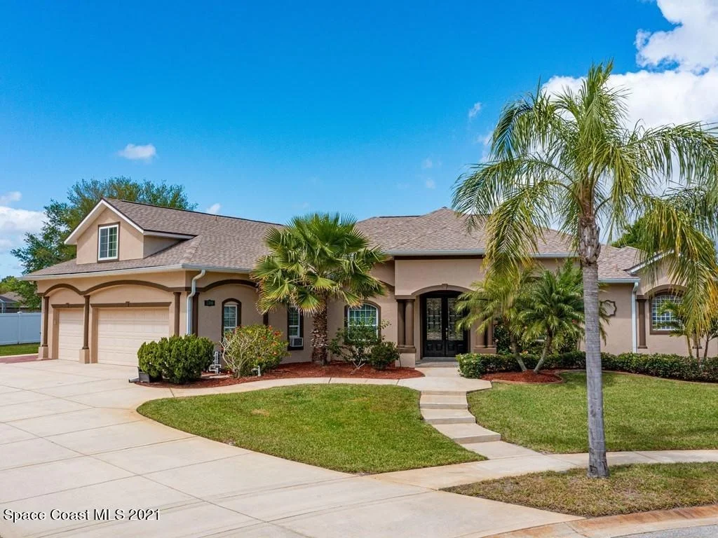 Photo of 1300 Palace Drive