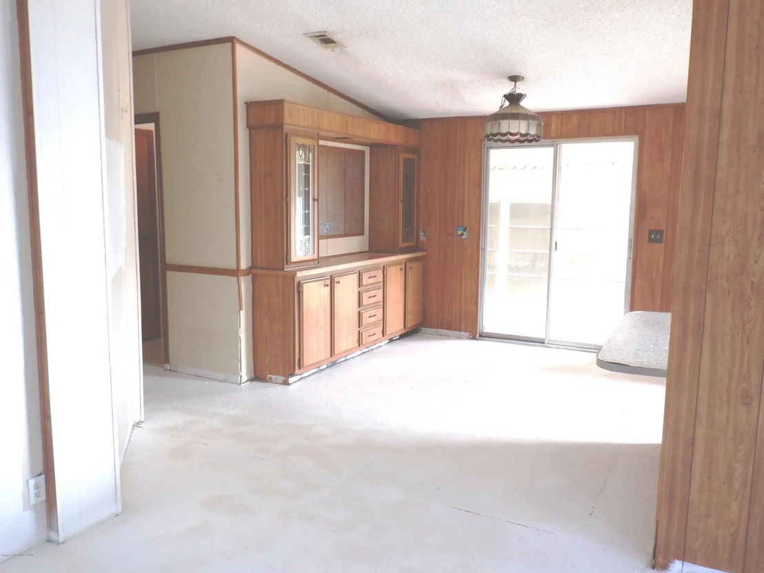 Photo of 2771 Broadview Drive NE