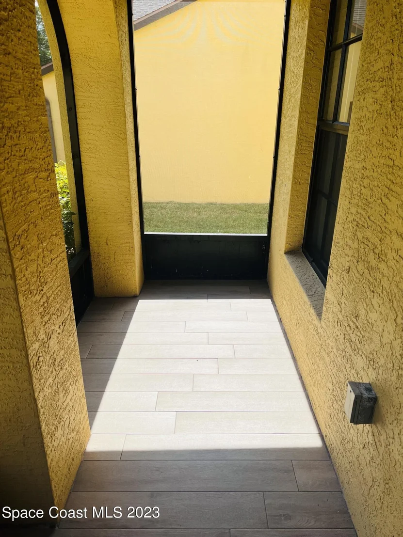 Photo of Unit 101 at 1070 Luminary Circle