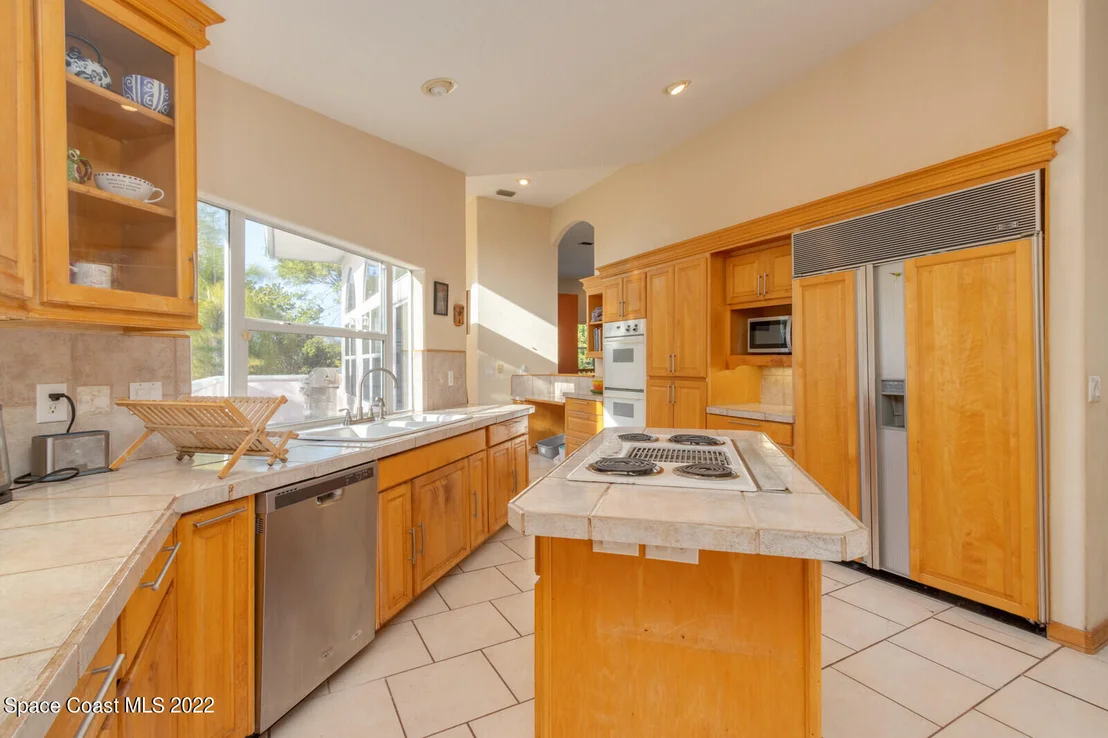 Photo of 536 Sunset Boulevard