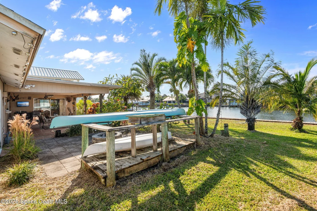 Photo of 406 Thrush Drive