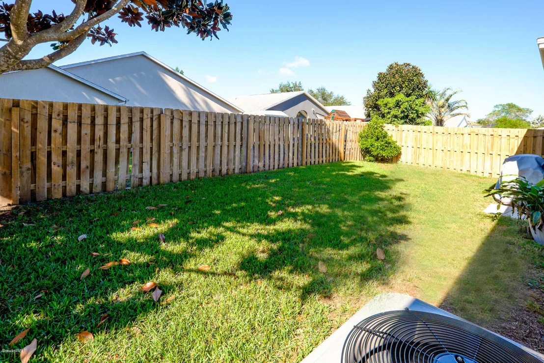 Photo of 8008 Bracken Lane
