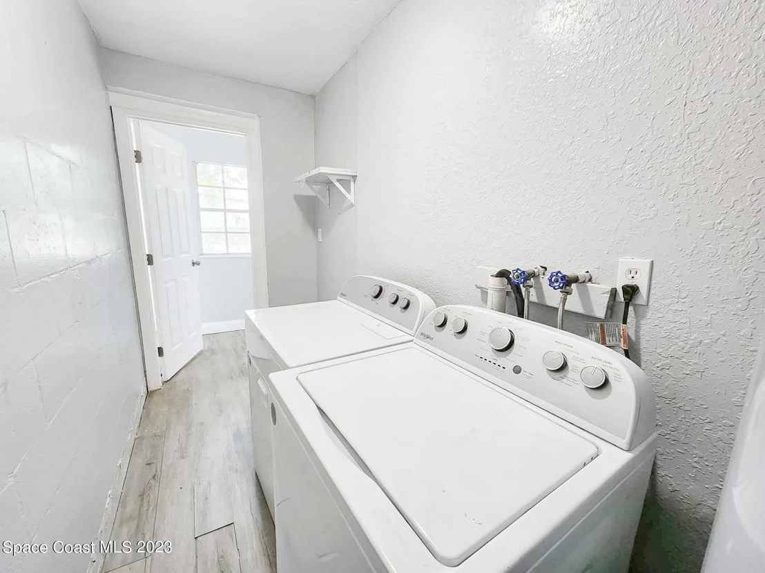 Photo of 1110 Hickory Lane