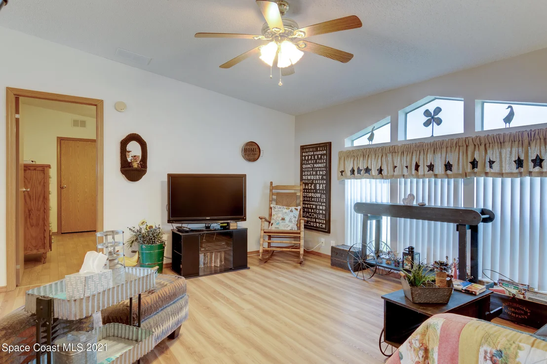 Photo of 5381 Bison Street
