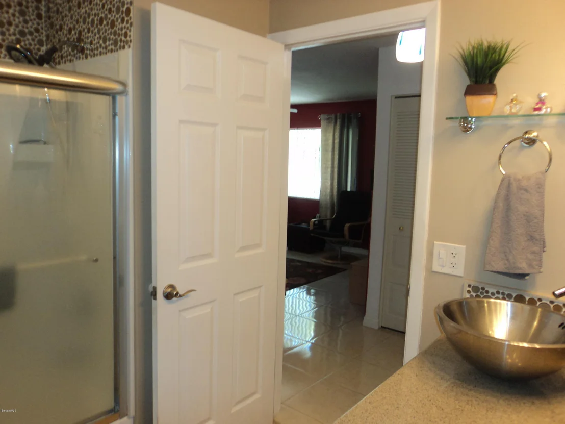 Photo of 712 NE Brevity Lane