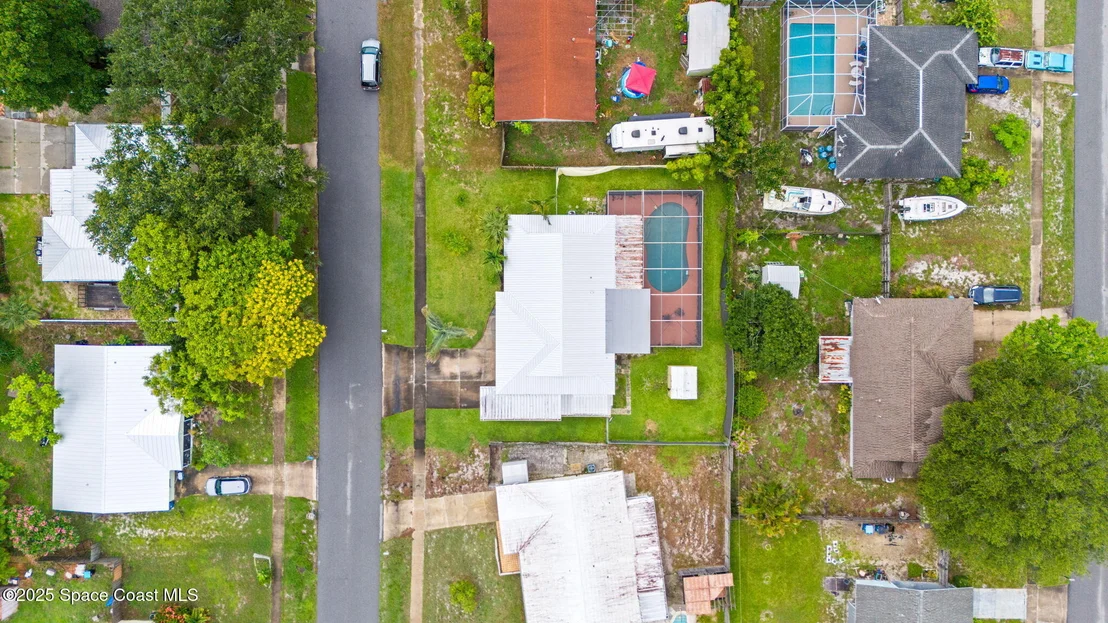 Photo of 1030 Cable Lane NE