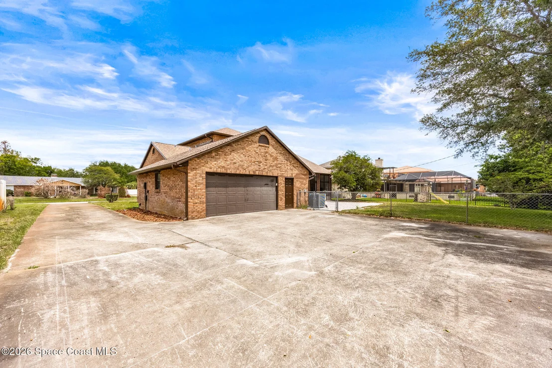 Photo of 105 Brookhill Drive