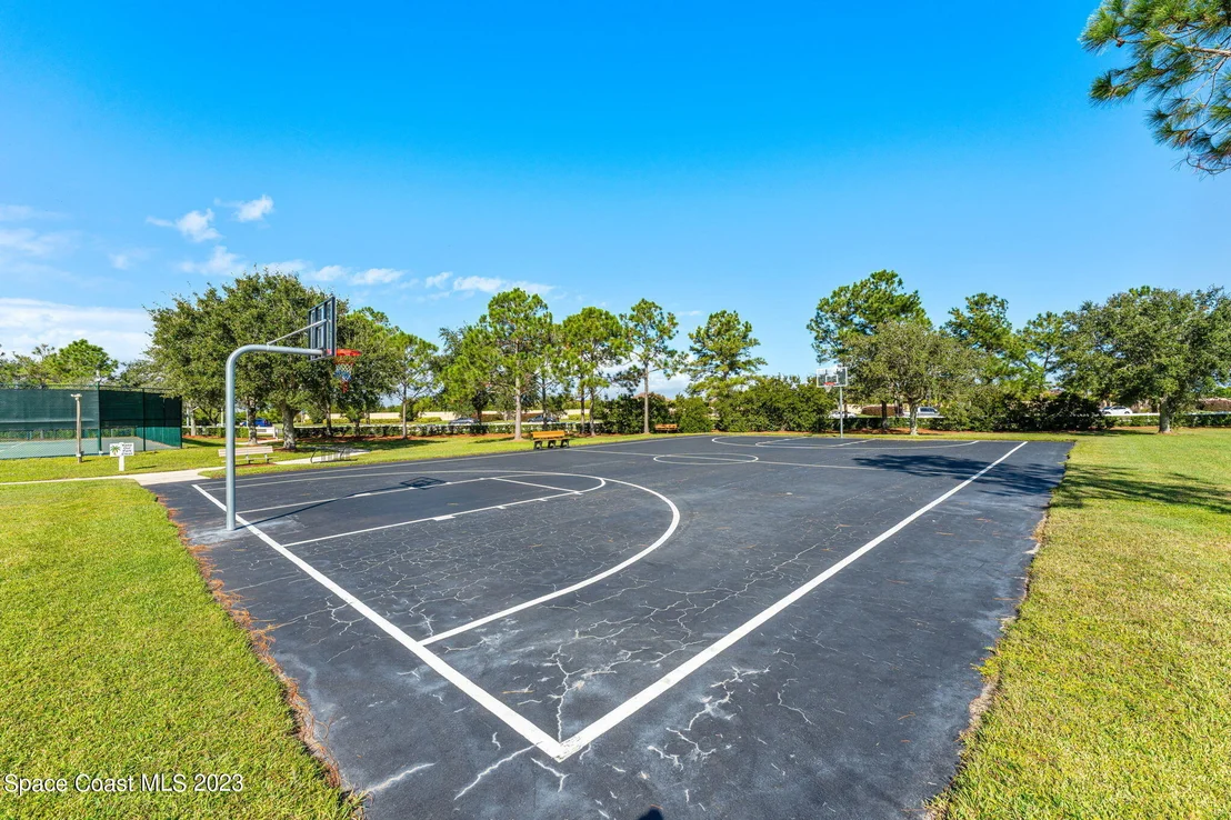 Photo of 4227 Four Lakes Drive