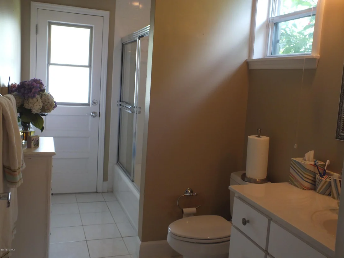 Photo of 470 Oriole Lane
