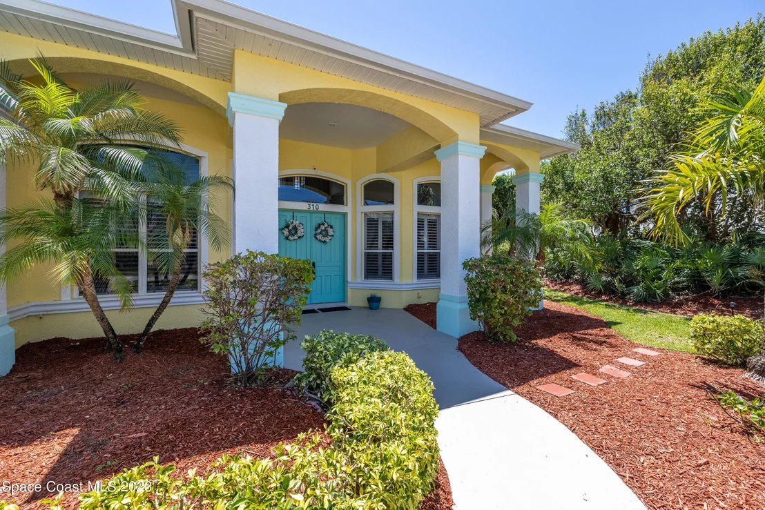 Photo of 310 Salida Drive
