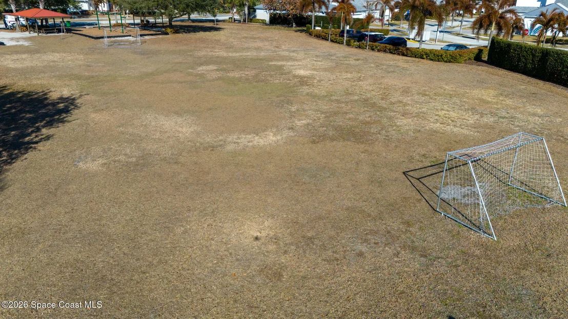 Photo of 2009 Tullagee Avenue