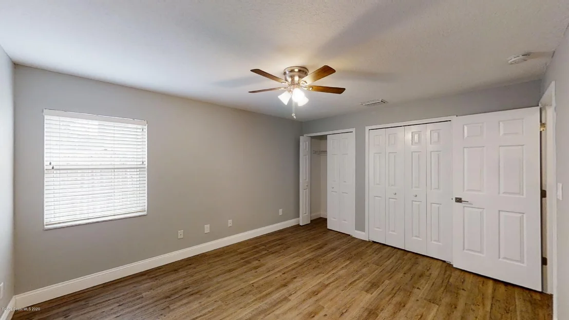 Photo of 925 Pelican Lane
