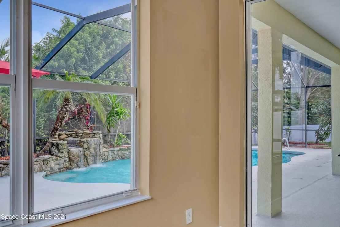 Photo of 3266 Peninsula Circle