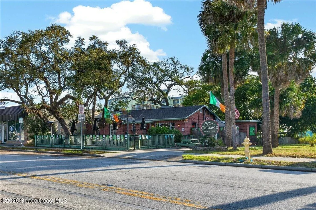 Photo of 2139 Smathers Circle N