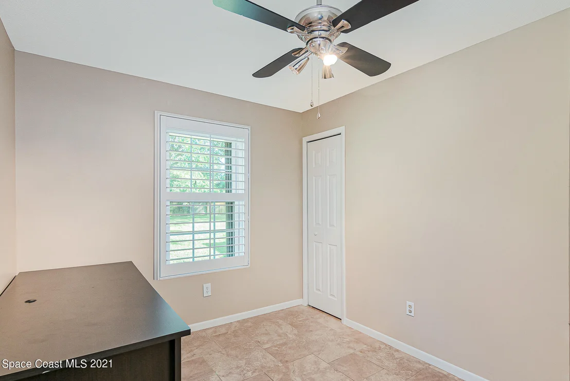 Photo of 5770 Fairbridge Street